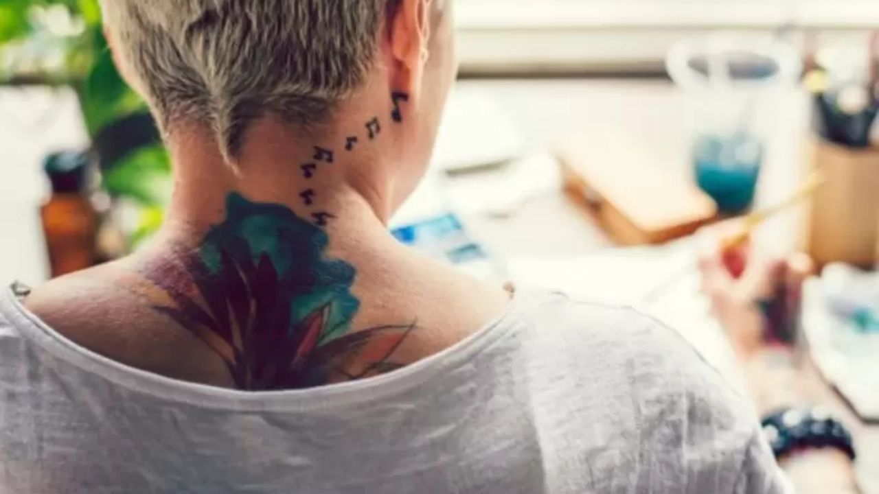 EQUILATTERA Tattoo on Instagram: “SkinArt by @guiferreiratattoo ___ Art/ Entertainment page @Equilattera.tv ___ w… | Tatuagem médica, Tatuagem,  Tatuagem de anatomia